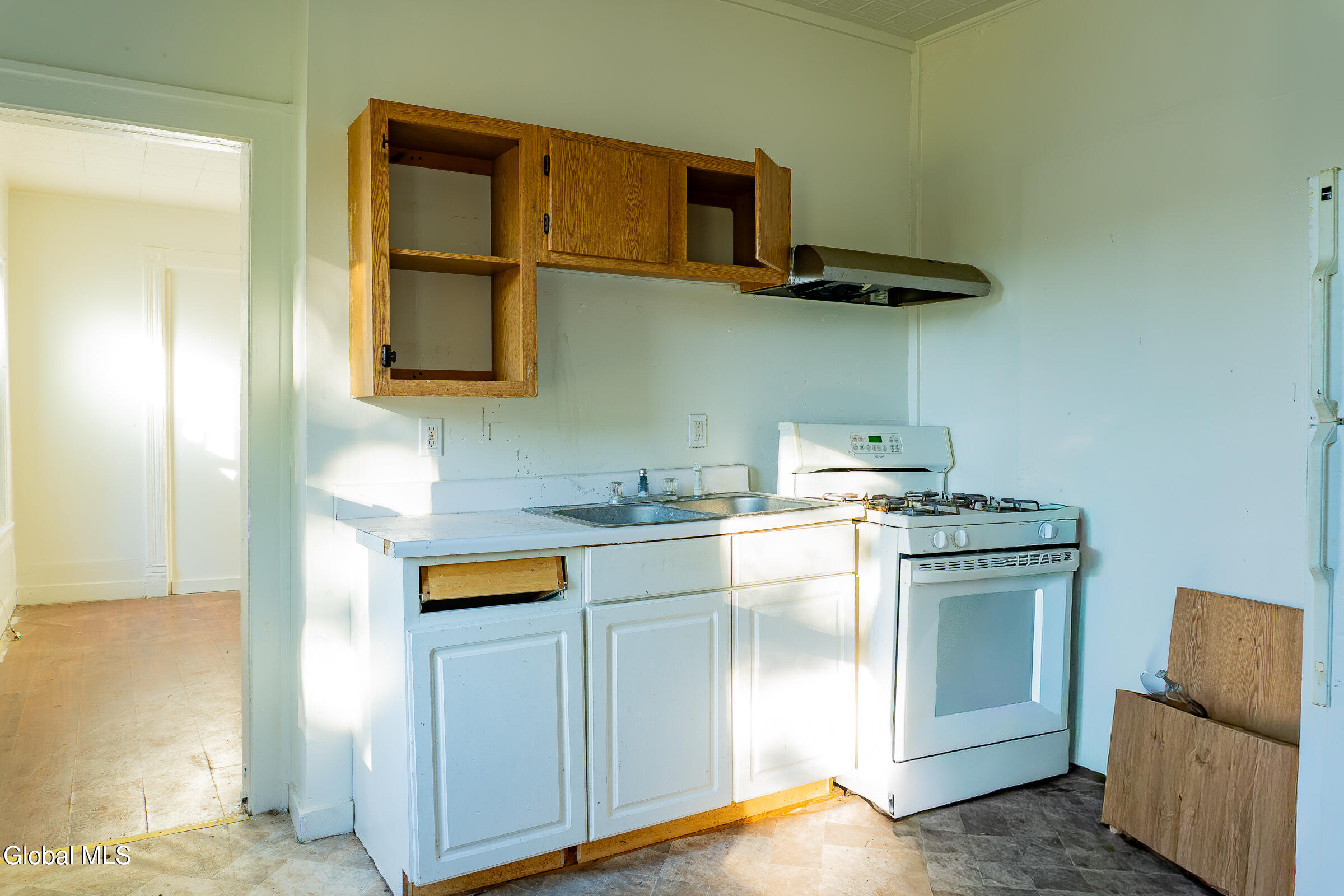 1037 Cutler Street Schenectady NY 12303
