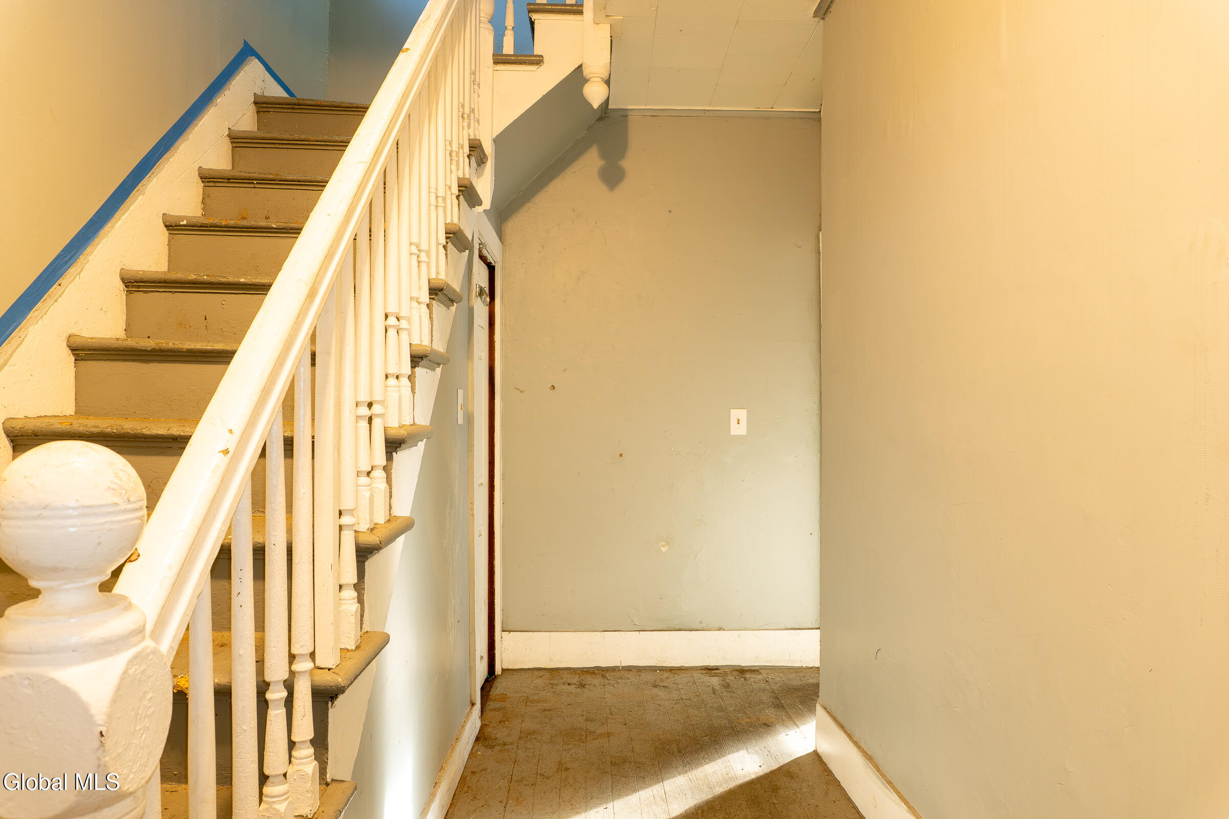 1037 Cutler Street Schenectady NY 12303