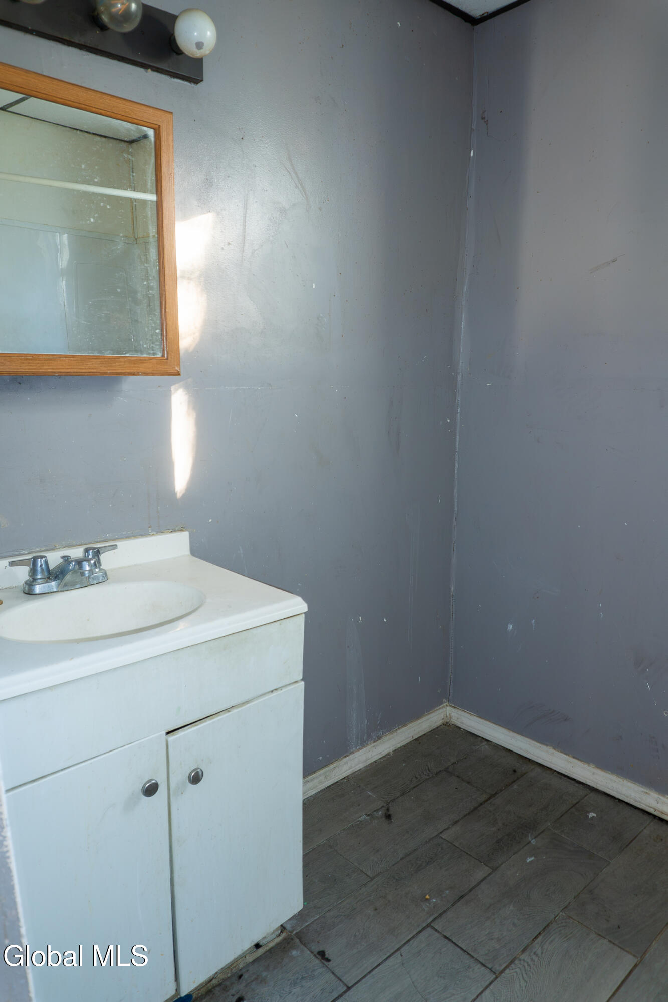 1037 Cutler Street Schenectady NY 12303
