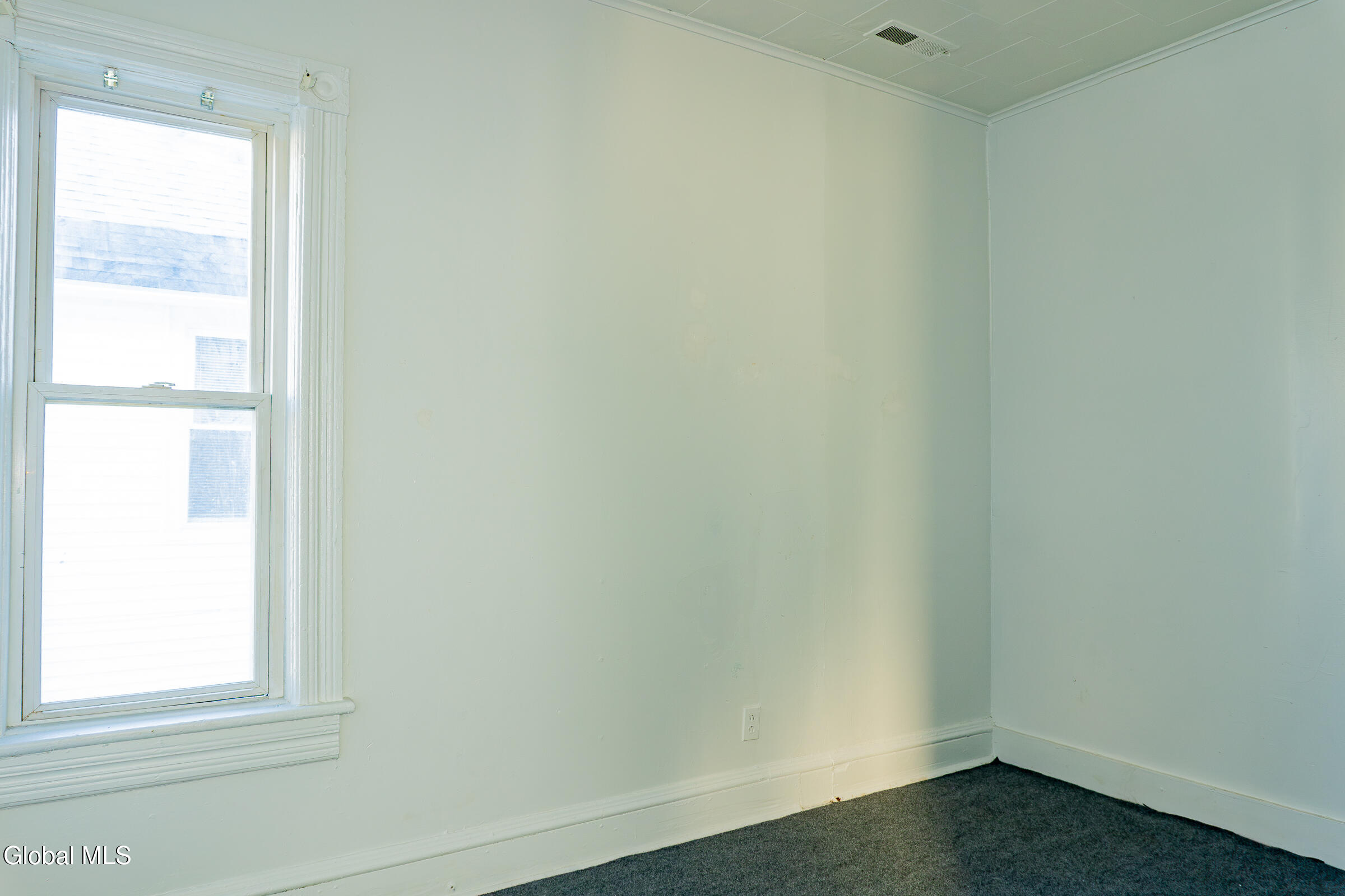1037 Cutler Street Schenectady NY 12303