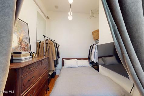 1809 5th Avenue Troy NY 12180