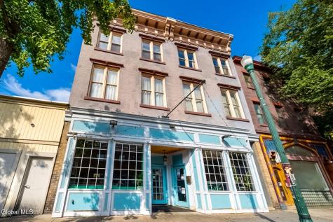 1809 5th Avenue Troy NY 12180
