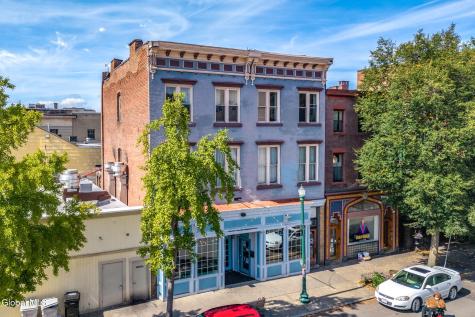 1809 5th Avenue Troy NY 12180