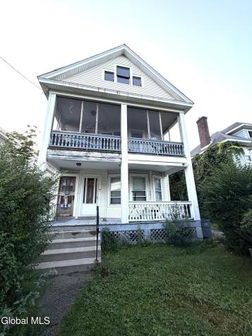 16 Harris Avenue Albany NY 12208