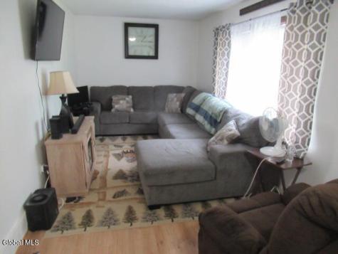 36 Maple Road Voorheesville NY 12186