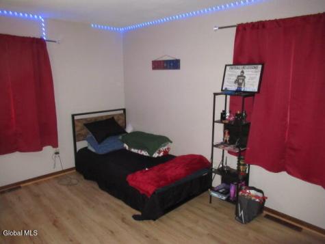 36 Maple Road Voorheesville NY 12186