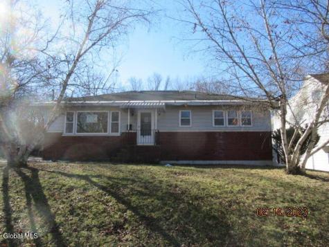 36 Maple Road Voorheesville NY 12186