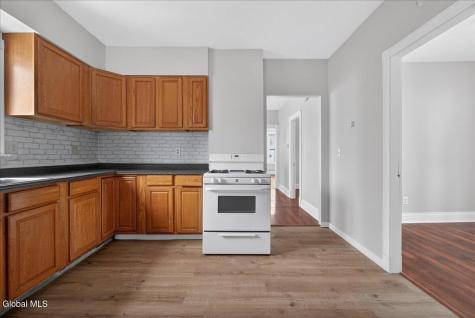 103 Porter Street Schenectady NY 12308