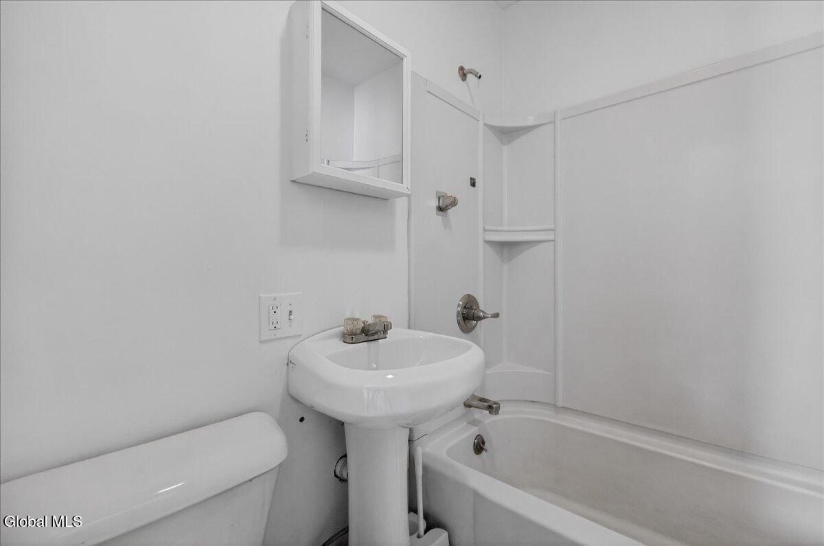 103 Porter Street Schenectady NY 12308