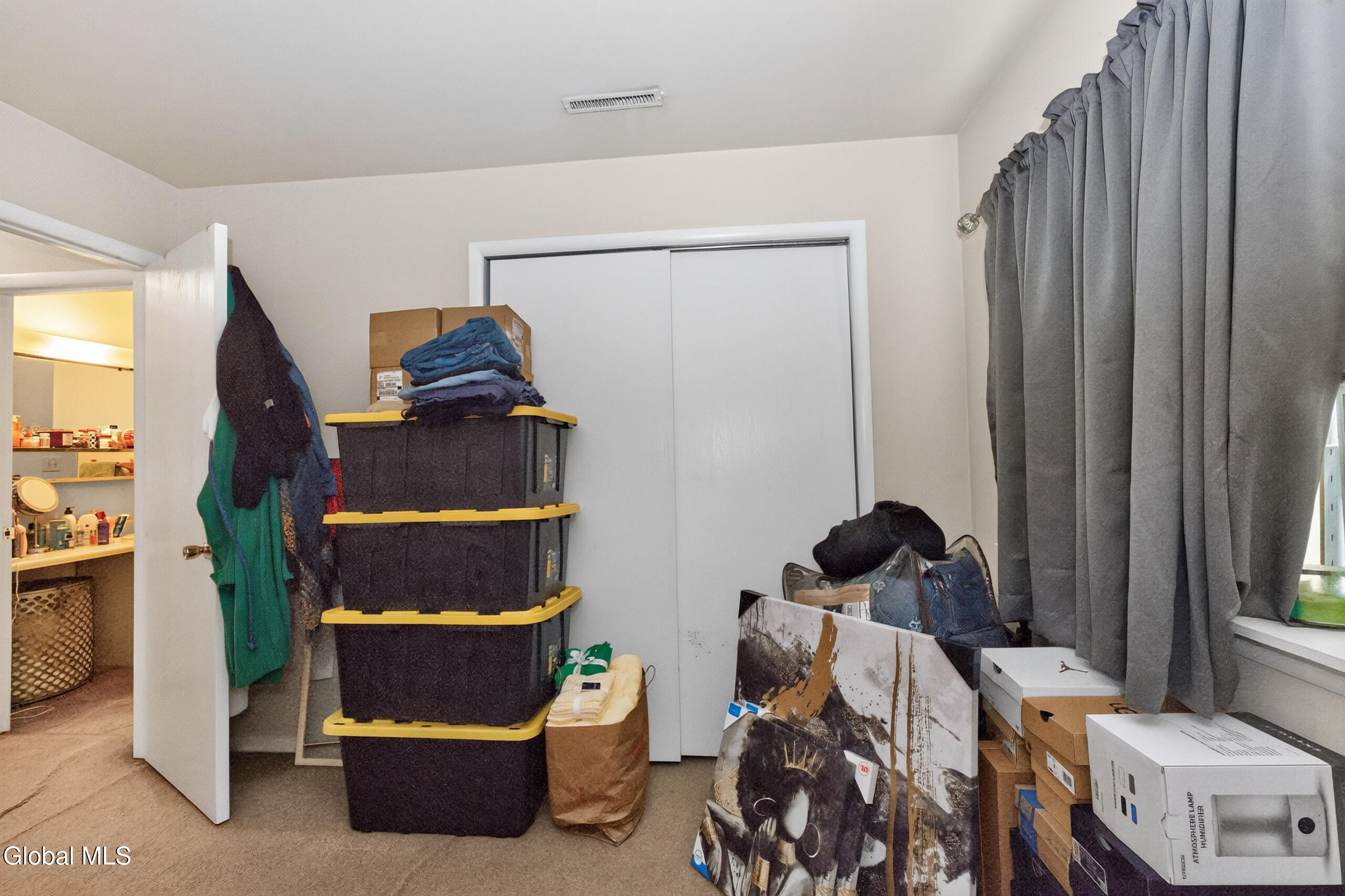 17 Berwyn Street Schenectady NY 12304
