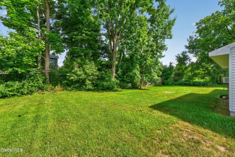 17 Berwyn Street Schenectady NY 12304