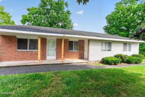 17 Berwyn Street Schenectady NY 12304