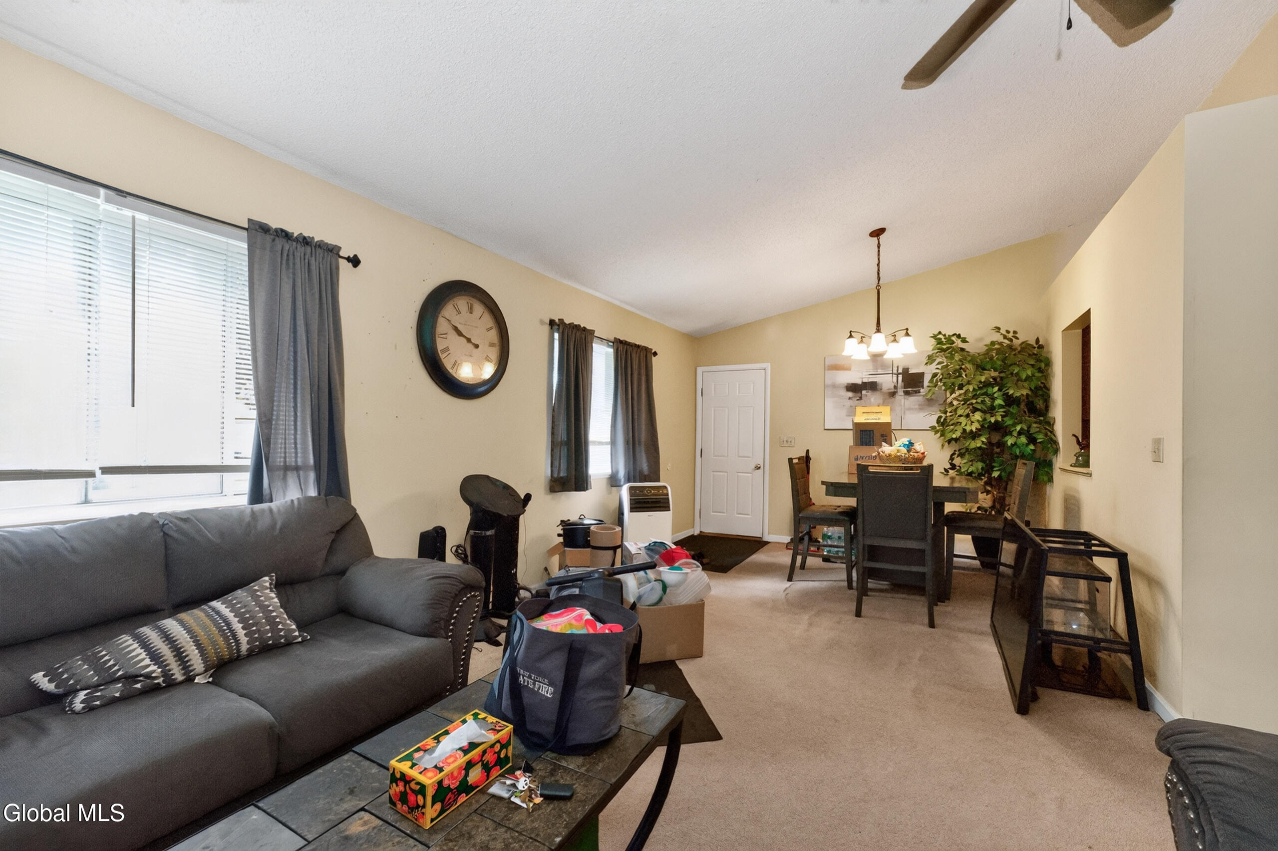 17 Berwyn Street Schenectady NY 12304