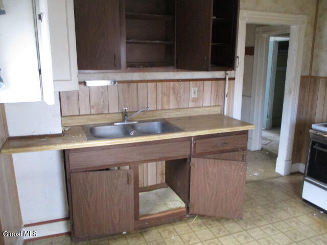 918 Hegeman Street Schenectady NY 12306