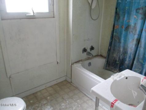 918 Hegeman Street Schenectady NY 12306