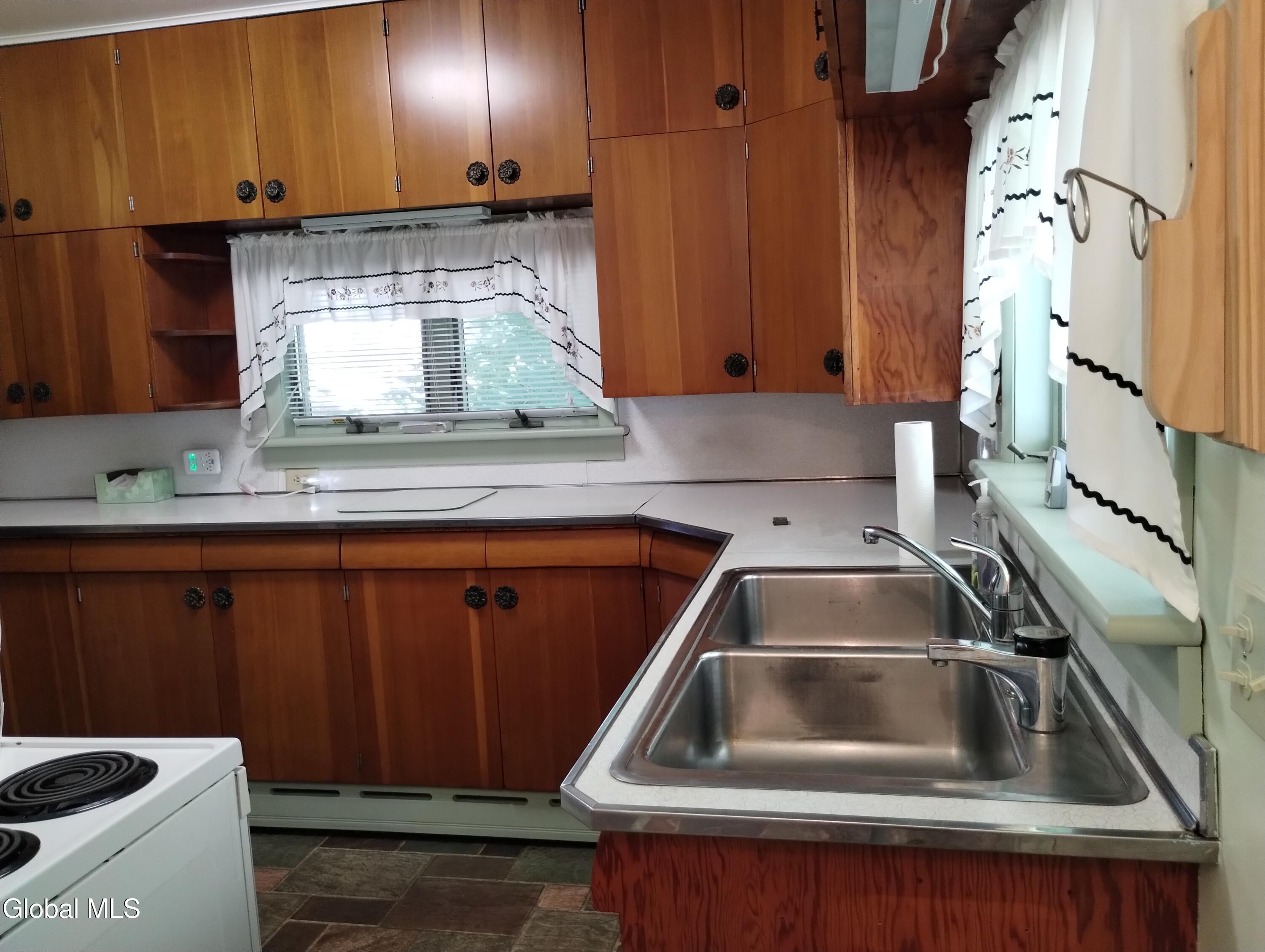 10 Jackson Street Hoosick Falls NY 12090
