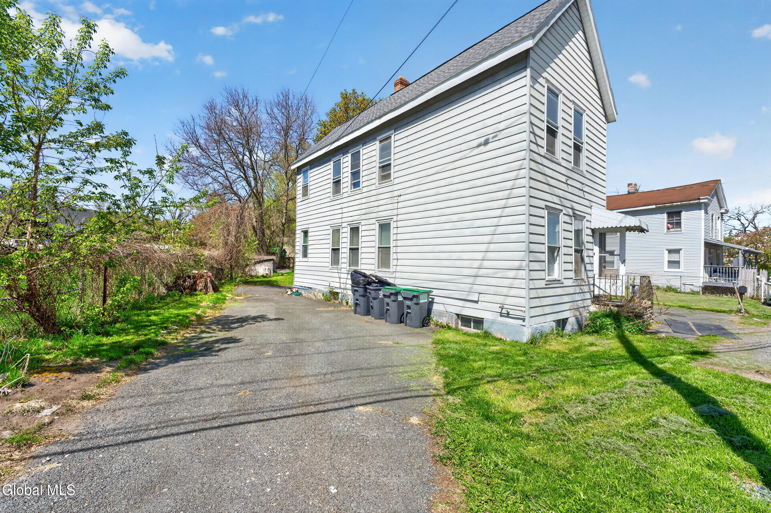 28 Mohawk Avenue Waterford NY 12188