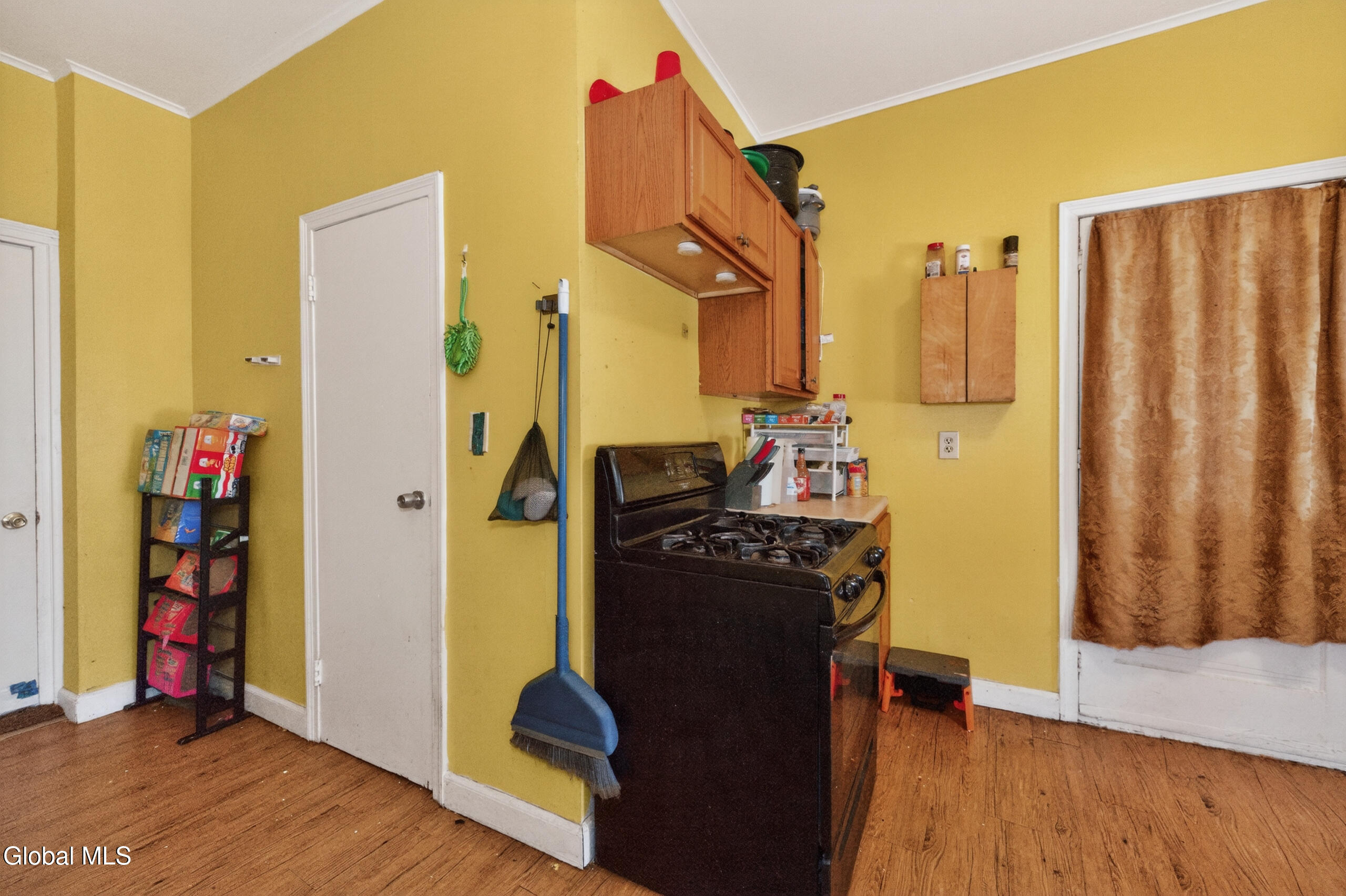 28 Mohawk Avenue Waterford NY 12188