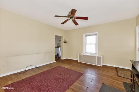28 Mohawk Avenue Waterford NY 12188