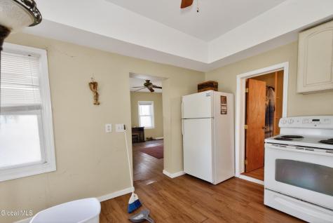 28 Mohawk Avenue Waterford NY 12188