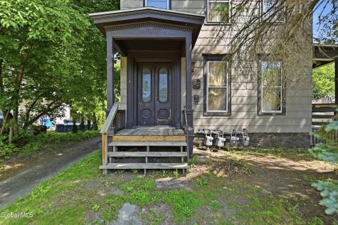 82 Grand Street Gloversville NY 12078