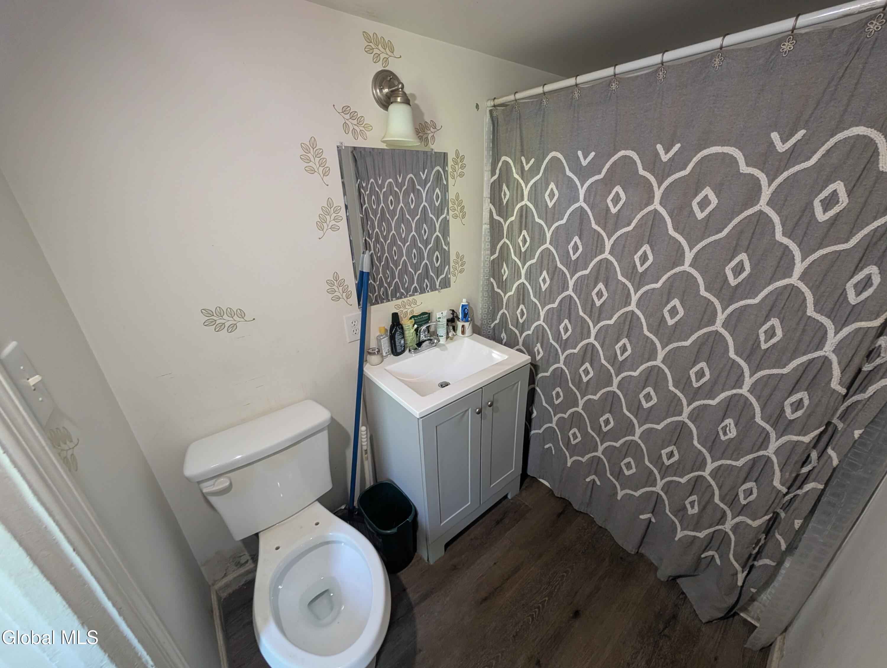 82 Grand Street Gloversville NY 12078