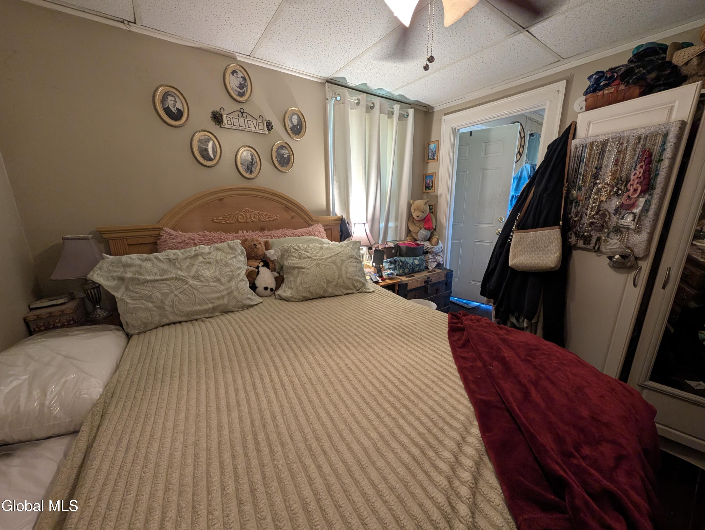 82 Grand Street Gloversville NY 12078