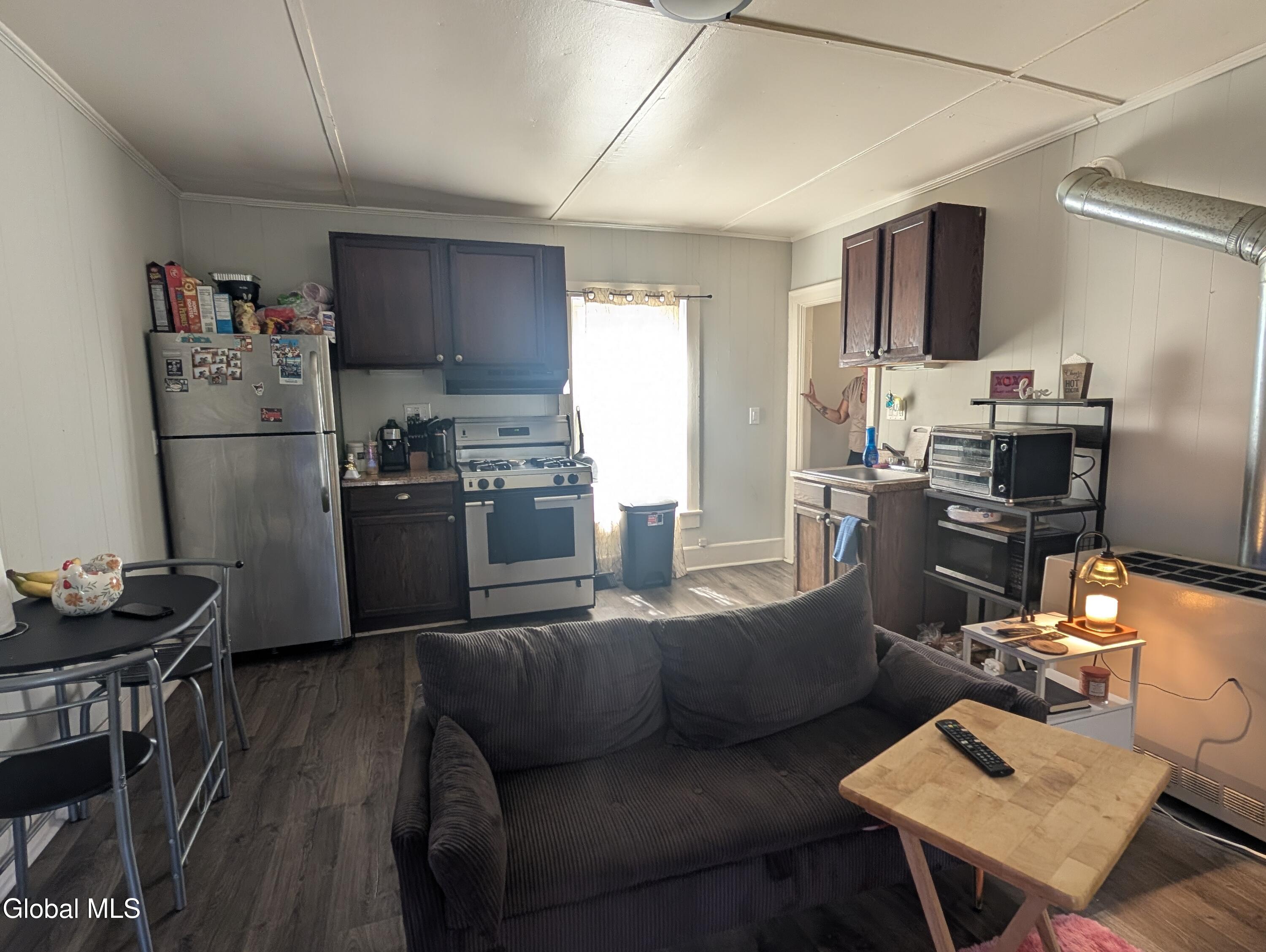 82 Grand Street Gloversville NY 12078