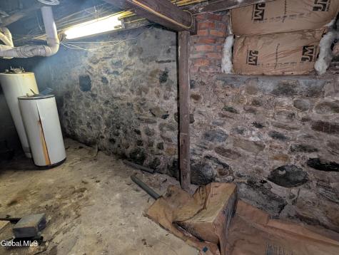 82 Grand Street Gloversville NY 12078