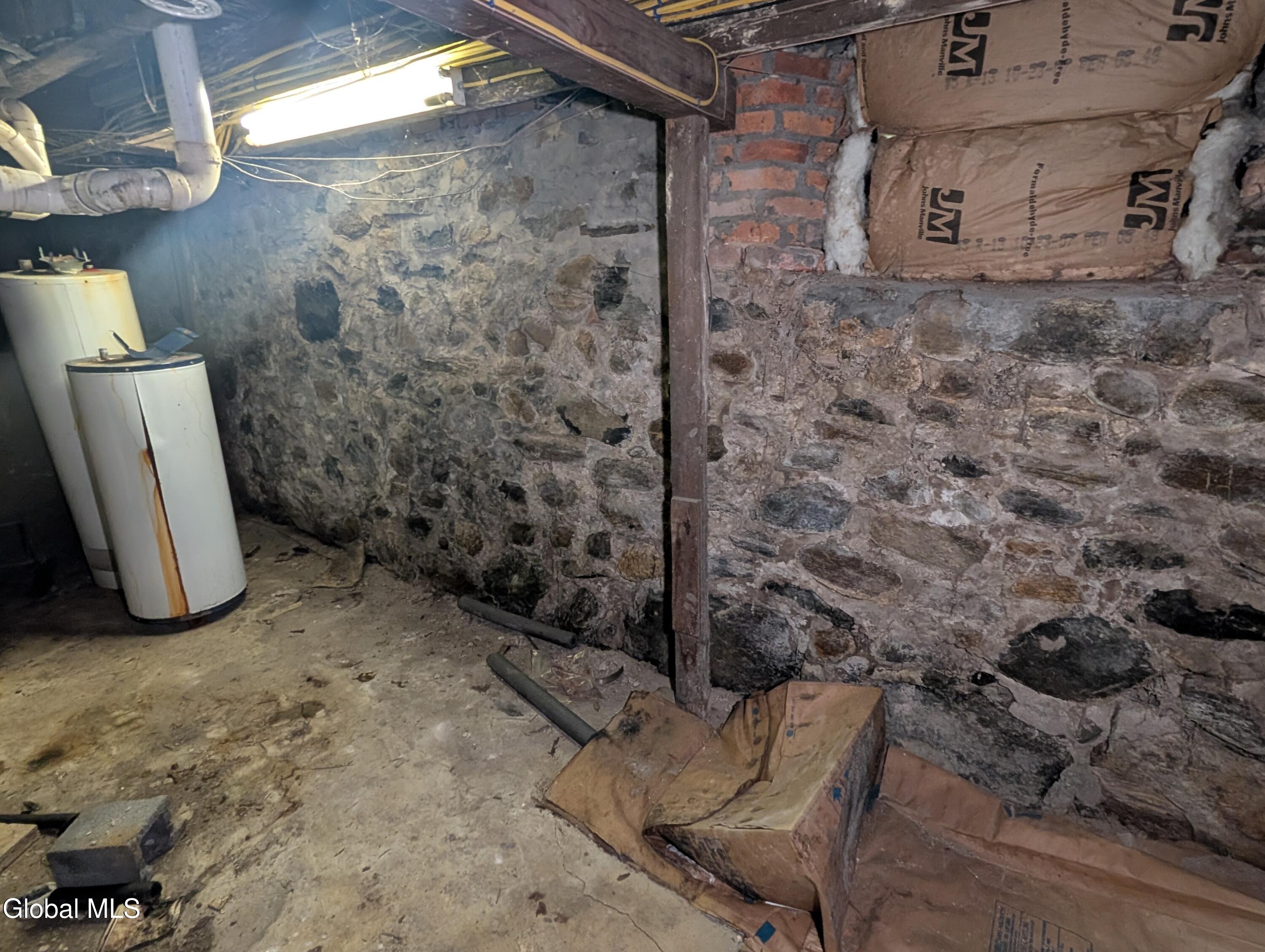 82 Grand Street Gloversville NY 12078