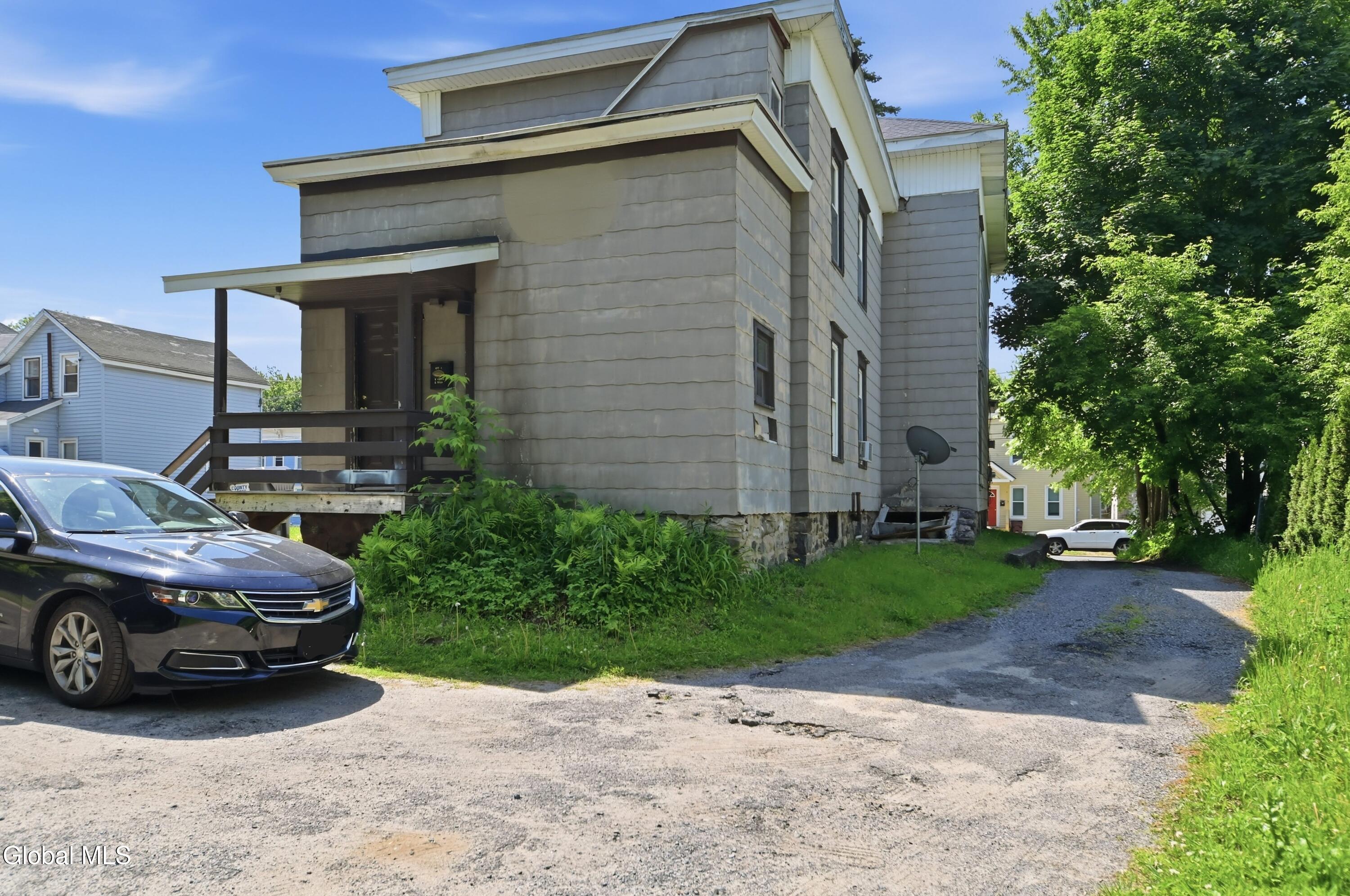 82 Grand Street Gloversville NY 12078