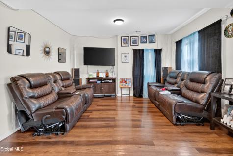 18 Mccrossin Avenue Albany NY 12206