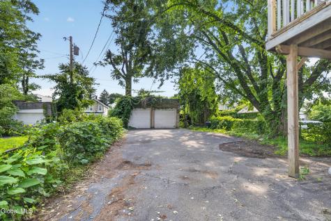18 Mccrossin Avenue Albany NY 12206