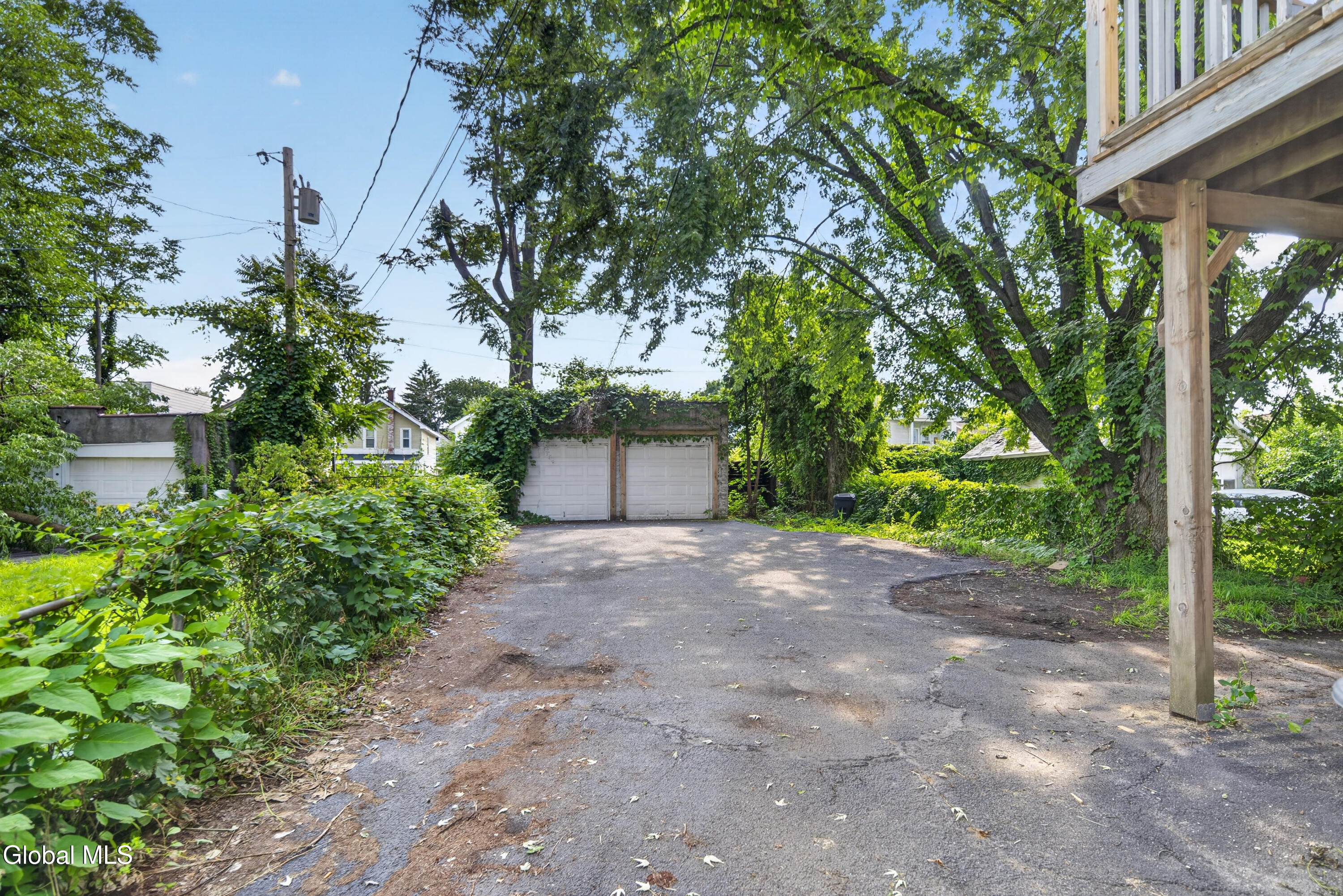 18 Mccrossin Avenue Albany NY 12206