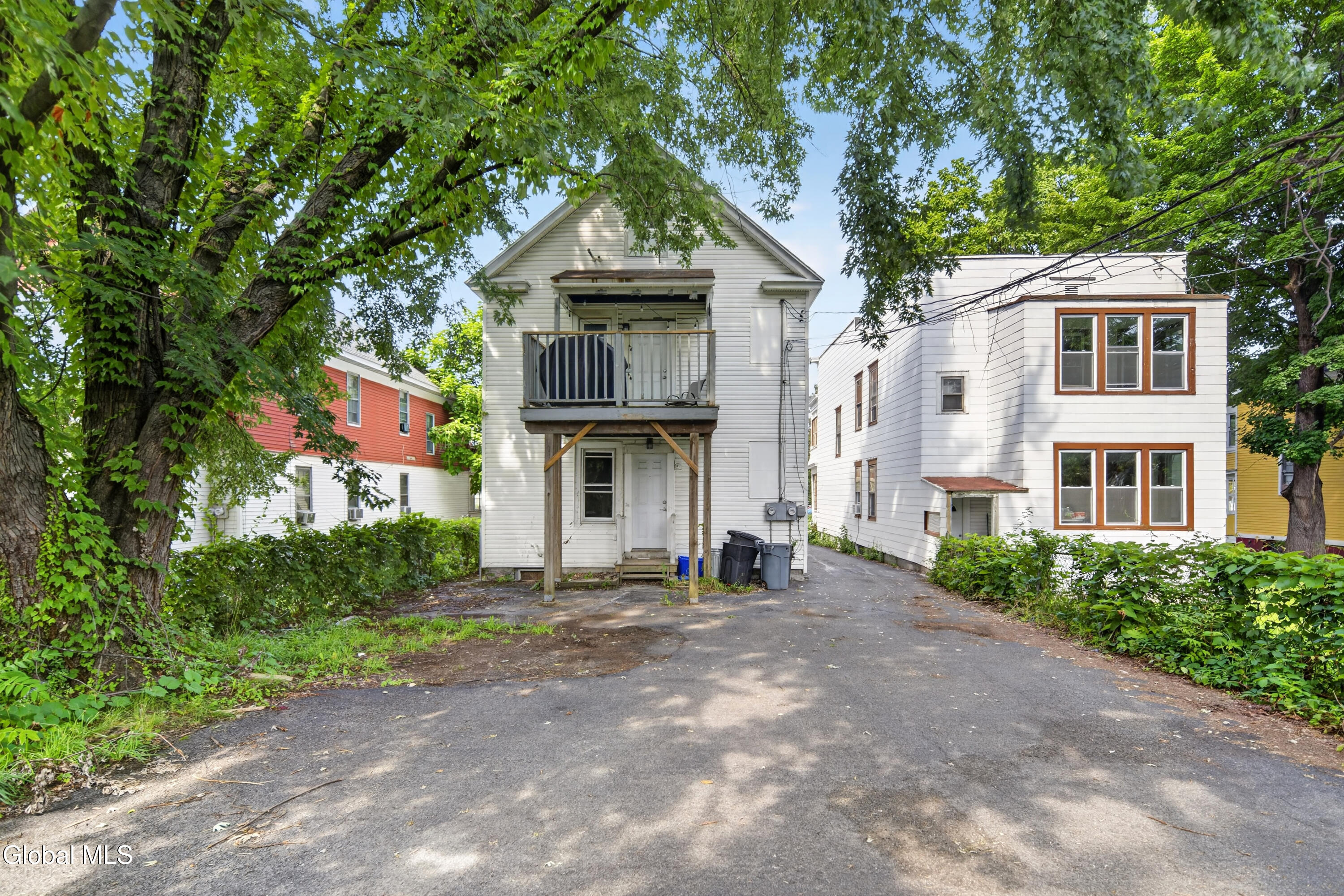18 Mccrossin Avenue Albany NY 12206