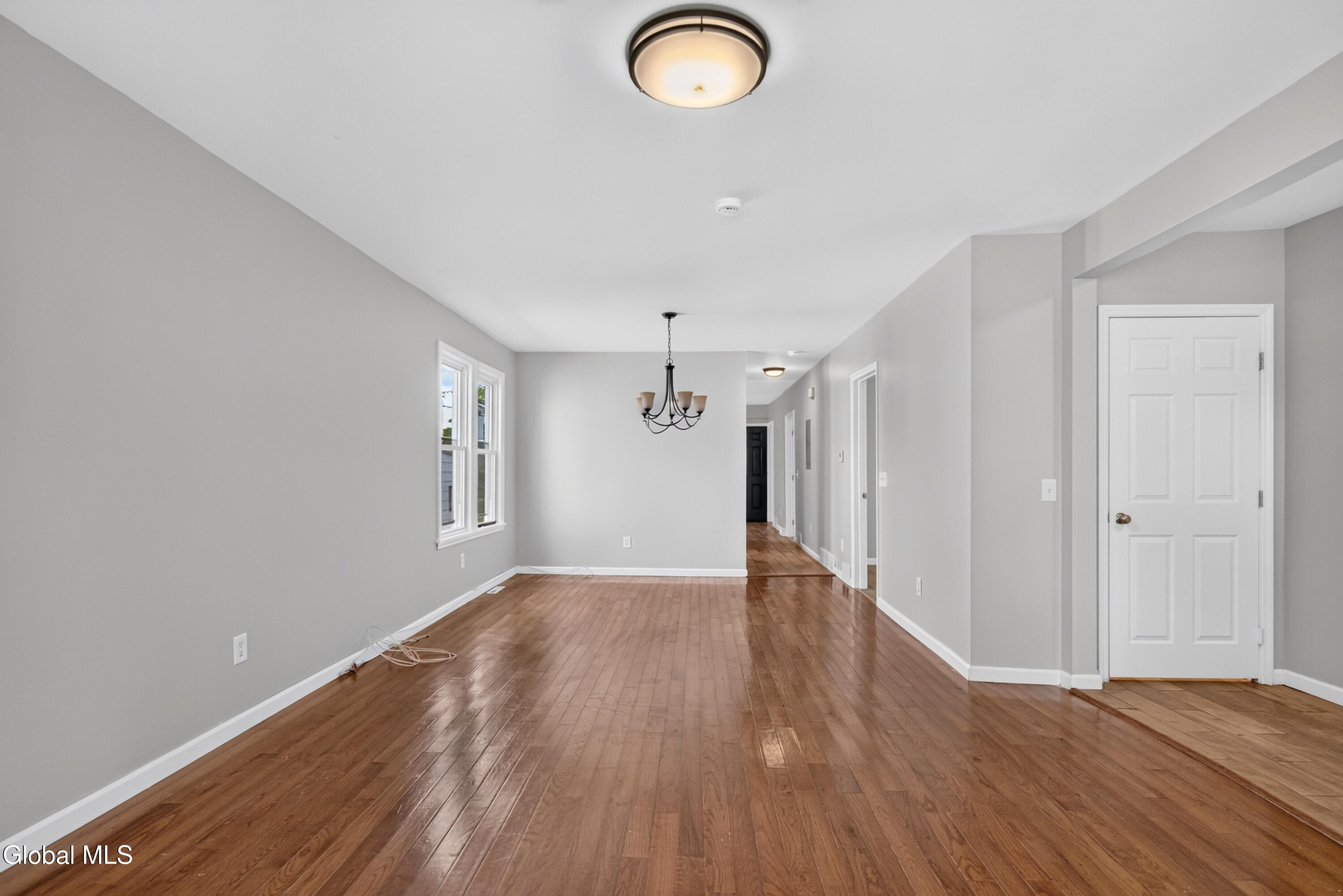 18 Mccrossin Avenue Albany NY 12206