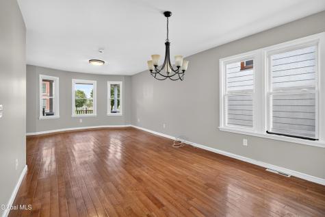 18 Mccrossin Avenue Albany NY 12206