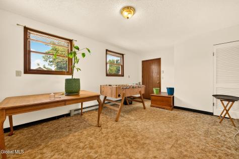 49 Hillcrest Avenue Albany NY 12203