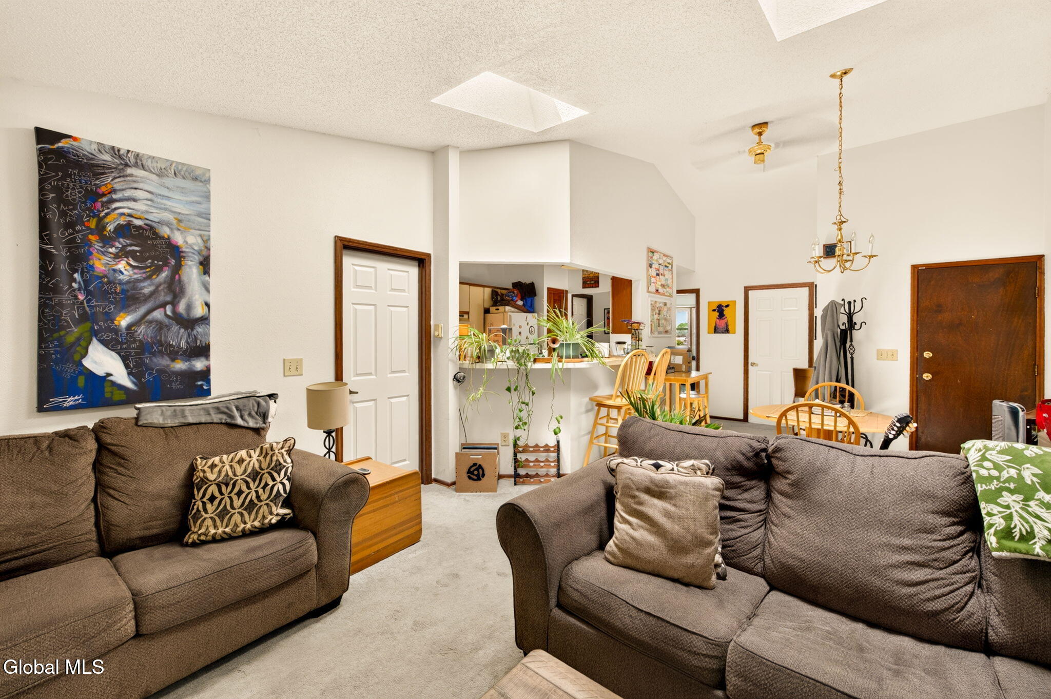 49 Hillcrest Avenue Albany NY 12203