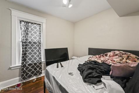 88 Woodlawn Avenue Albany NY 12208