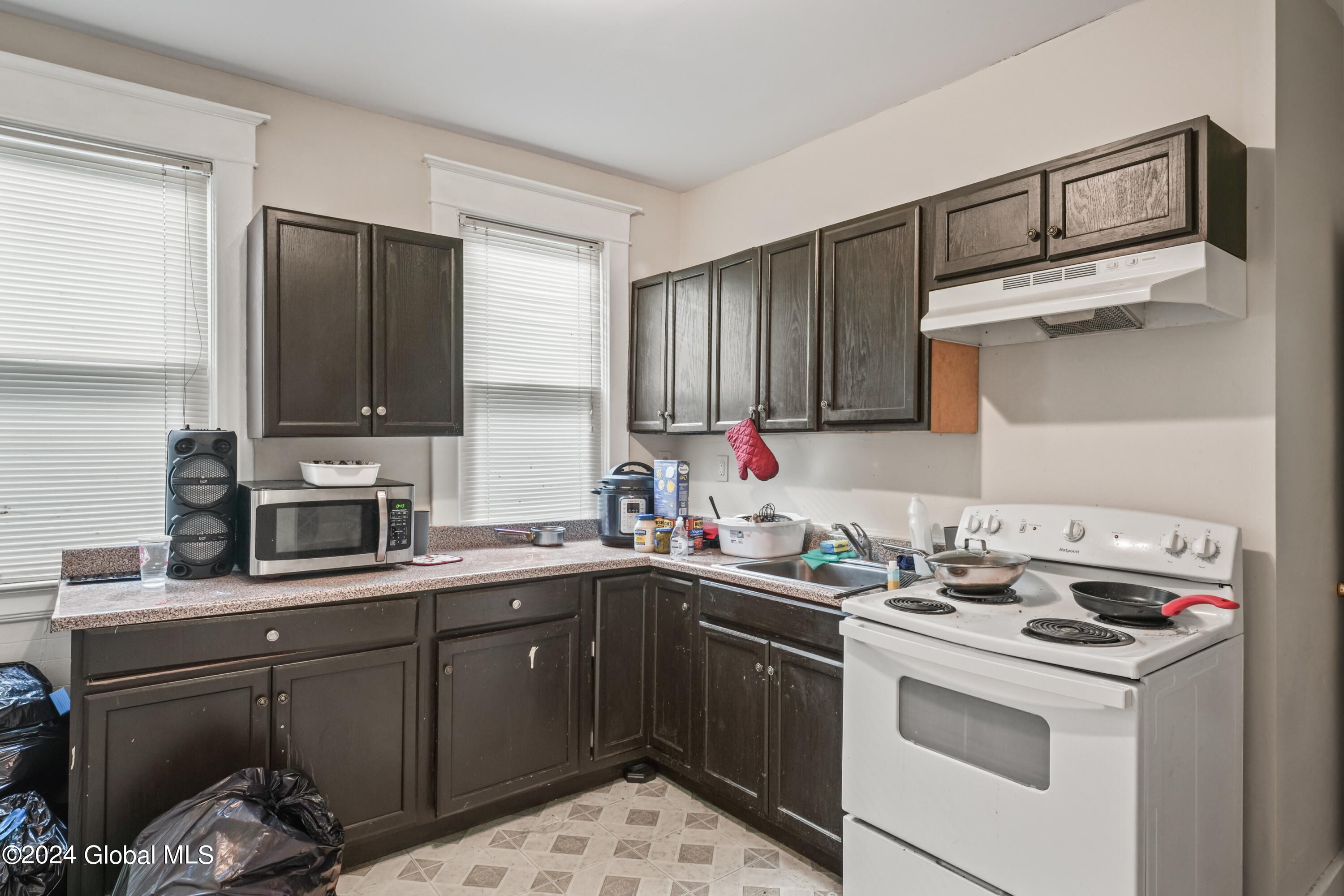 88 Woodlawn Avenue Albany NY 12208
