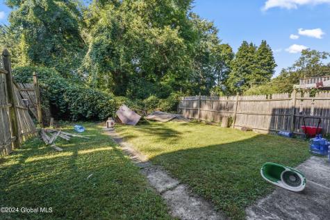 88 Woodlawn Avenue Albany NY 12208