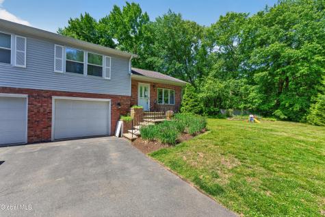 152 Woodin Road Halfmoon NY 12065
