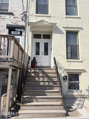 318 1st Street Albany NY 12206