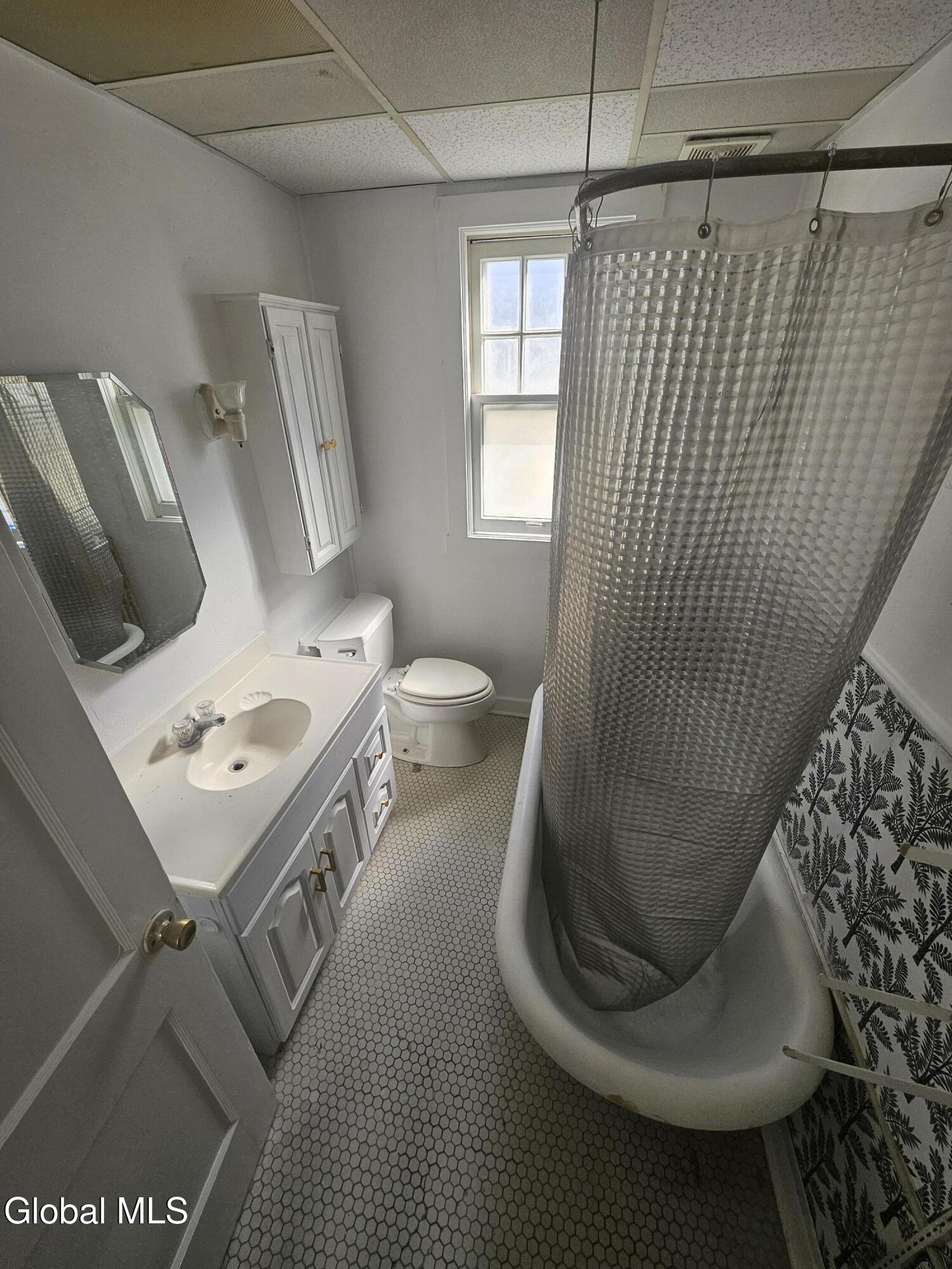 8 Lomasney Avenue Schenectady NY 12308