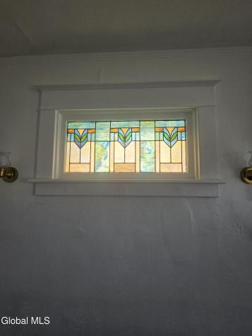 8 Lomasney Avenue Schenectady NY 12308
