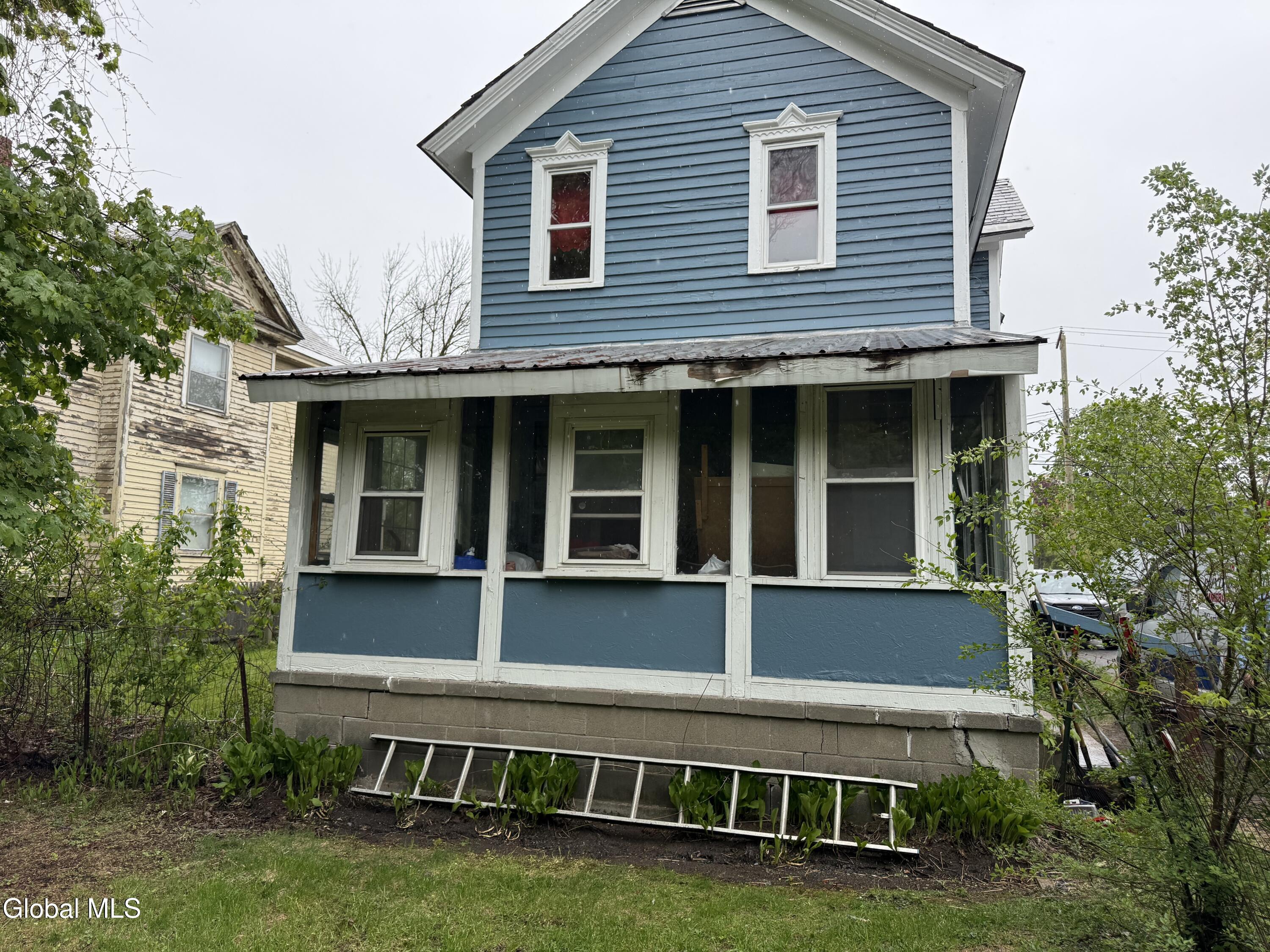 208 Maple Street Glens Falls NY 12801