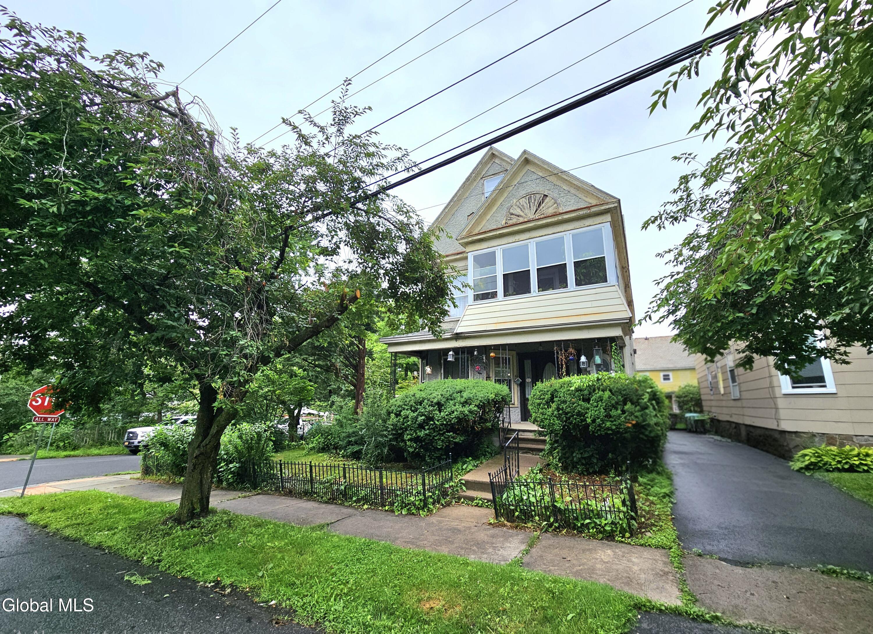 1701 Lenox Road Schenectady NY 12308