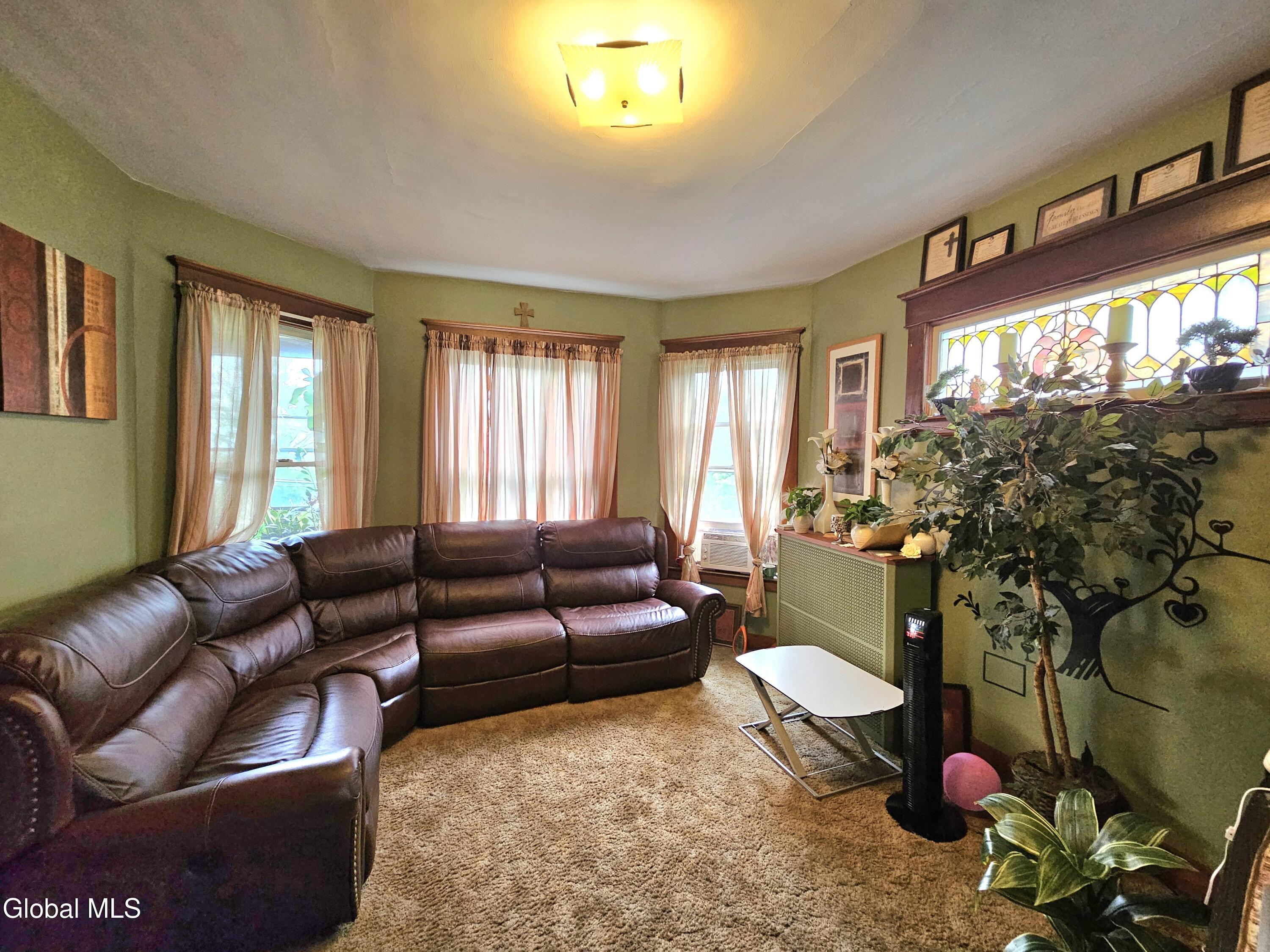1701 Lenox Road Schenectady NY 12308