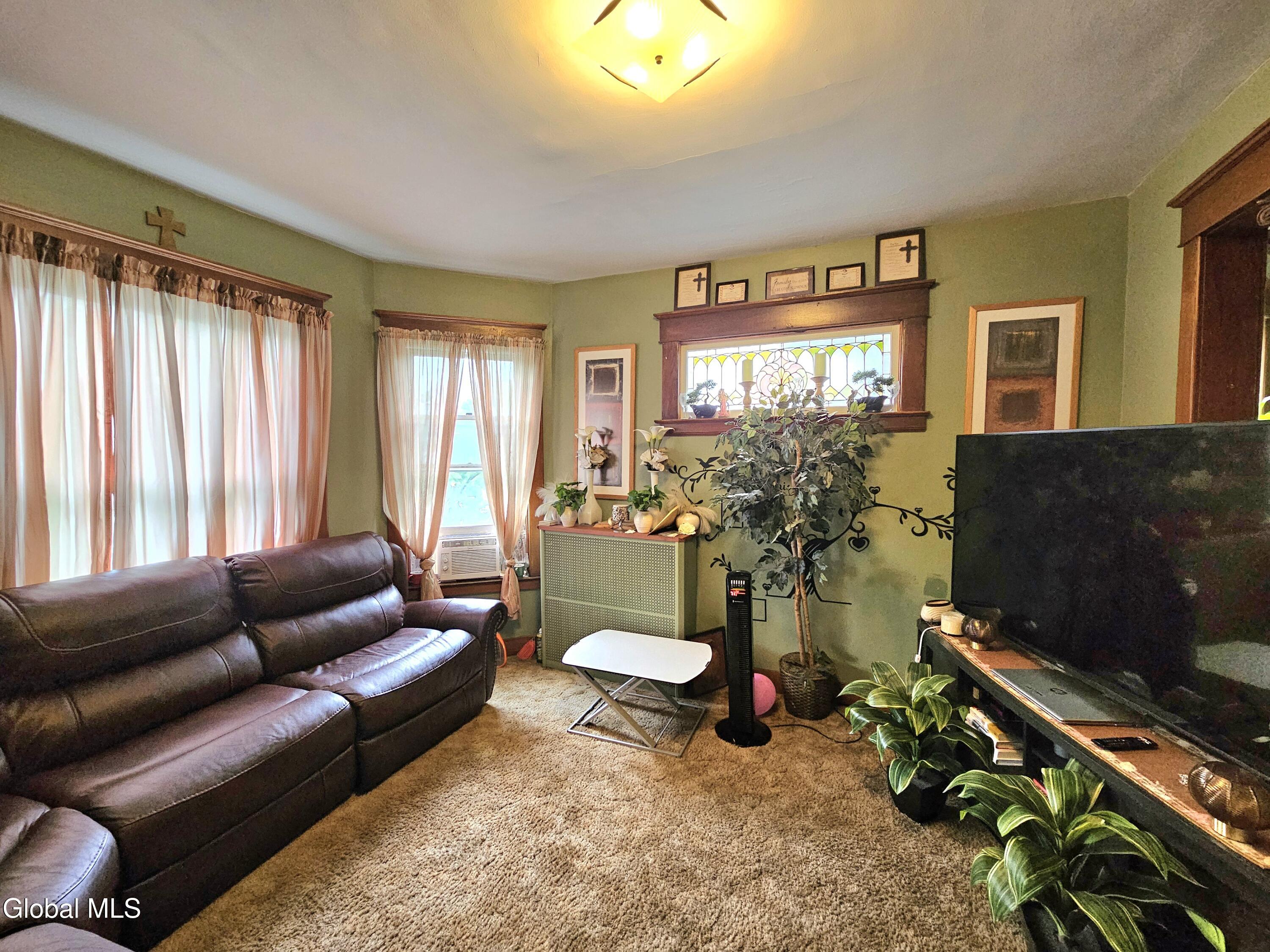 1701 Lenox Road Schenectady NY 12308